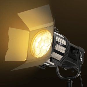 Η NANLUX παρουσιάζει τον Μηχανοκίνητο Φακό Fresnel FL-35E για το Evoke 2400B
